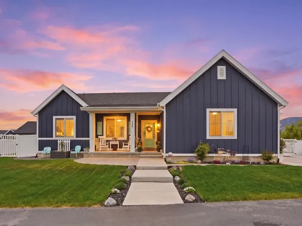 726 S School House Rd, Saratoga Springs, UT 84045