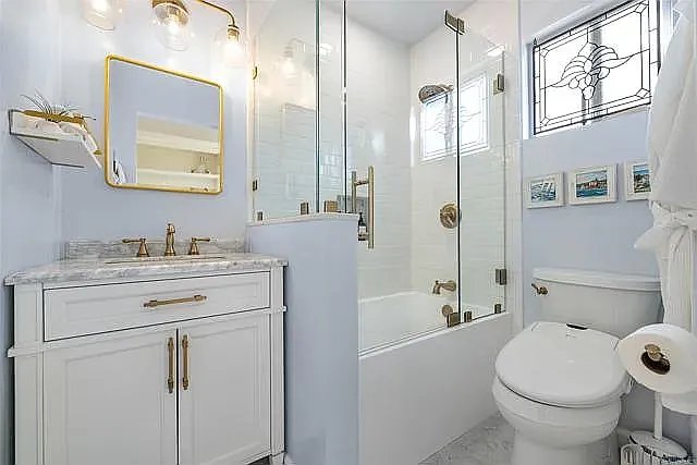 166 Ebony Ave — Photo 16