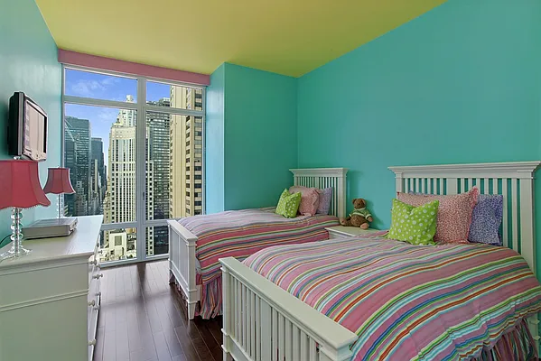 Sold by Corcoran | media 17