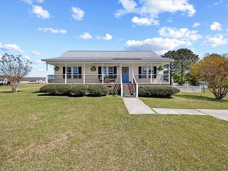 1st image of 113 Patricia Dr