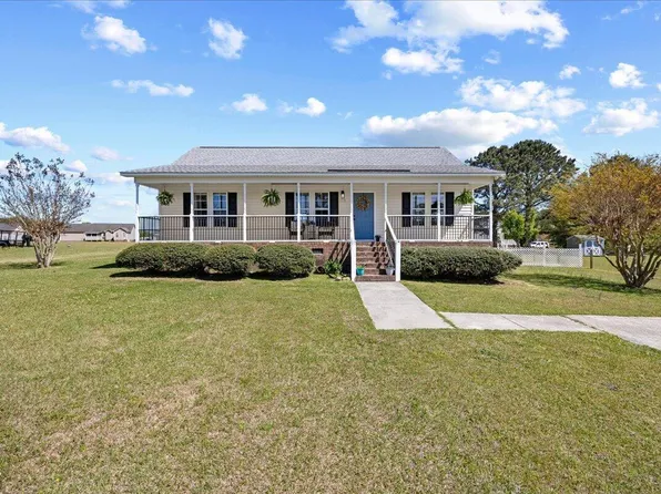 113 Patricia Dr, Smithfield, NC 27577