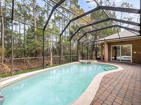 2nd image of 104 LINDSAY DRIVE