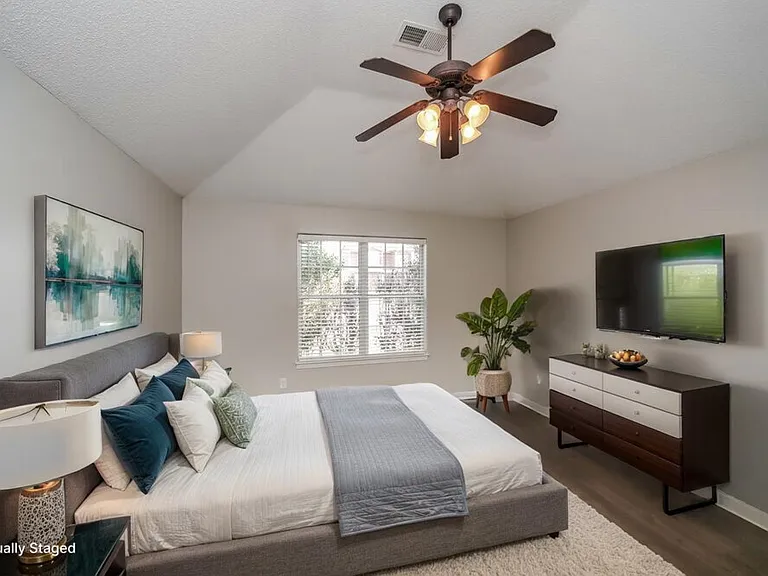 1719 Brentford Cv — Photo 10