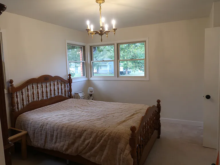 823 SW 5th Ave — Photo 22