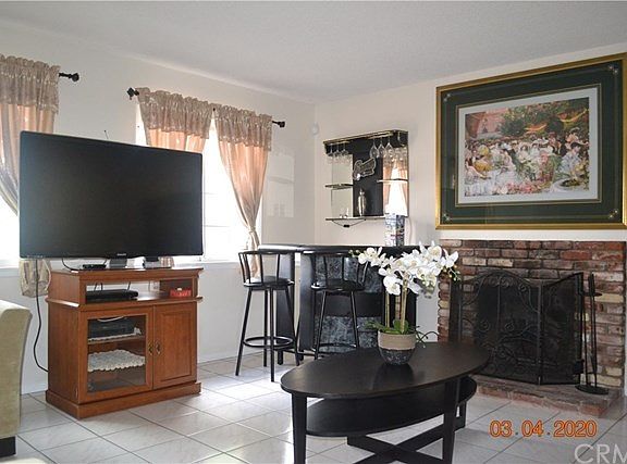 3rd image of 804 Bartolo Ave
