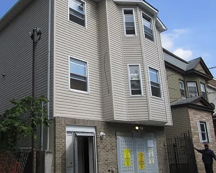 50 Cortland St #B — Photo 1