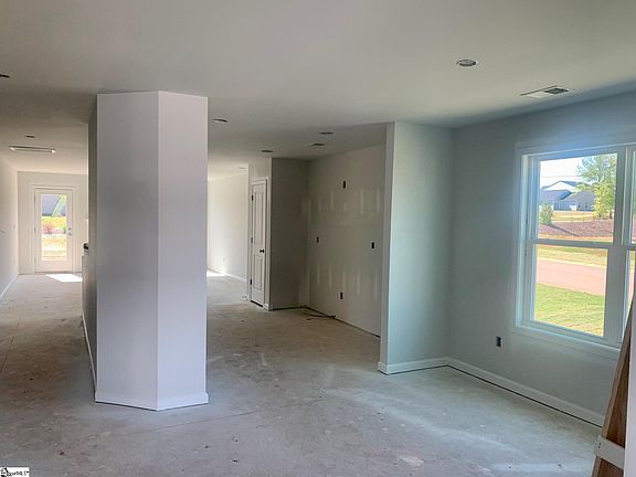 4th image of 404 Grantham Ct #Df210