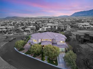9 Soaring Bird Ct, Las Vegas, NV 89135