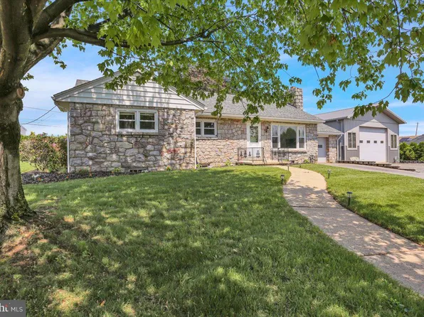 541 Floret Ave, Reading, PA 19605