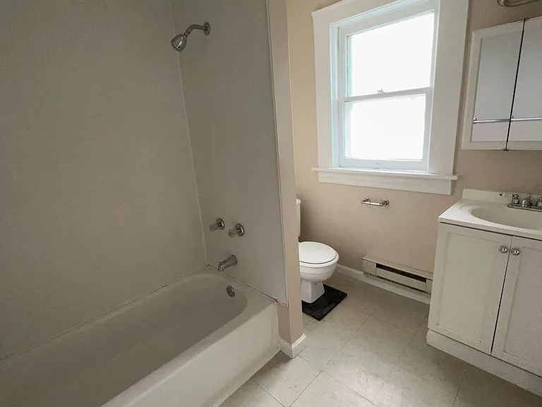 51 Rutgers St #8 — Photo 14