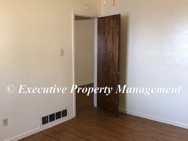 432 Cottonwood Dr — Photo 13