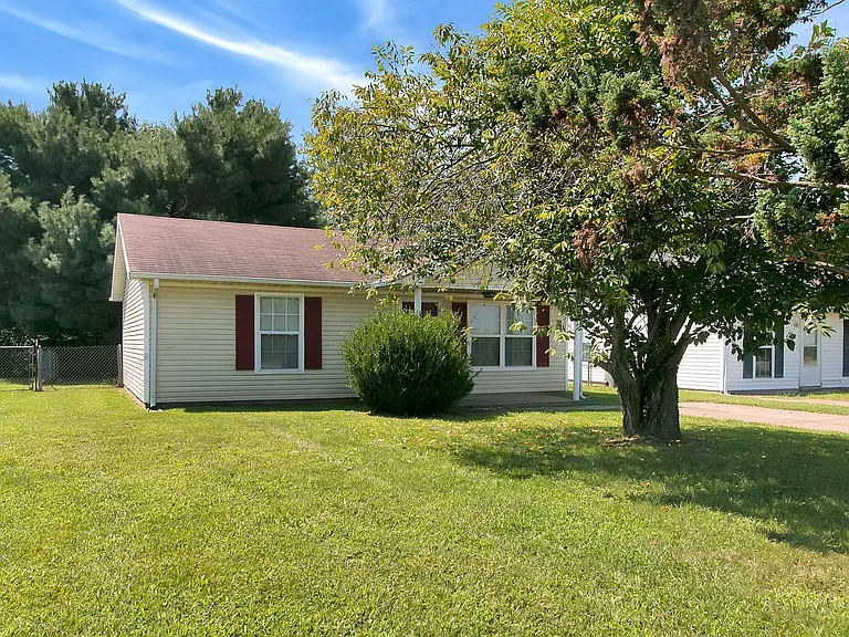 999 Stateline Rd — Photo 3
