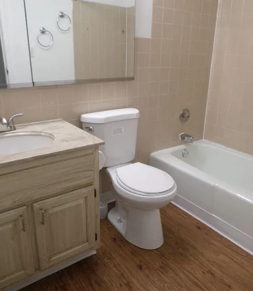 5S100 Pebblewood Ln — Photo 9