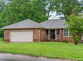 735 Cayce Dr, Clarksville, TN 37042