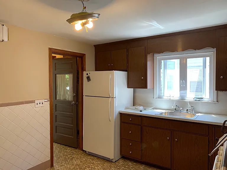 28 Springfield St #28 — Photo 13