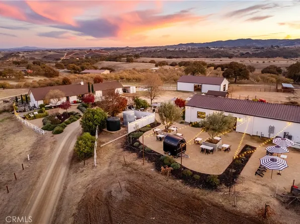 7245 Nonpariel Rd, Paso Robles, CA 93446