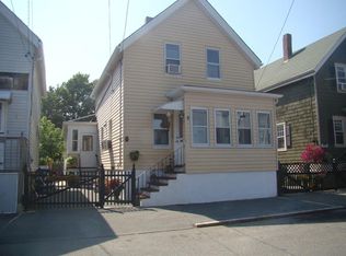 7 Thatcher St, New Bedford, MA 02744