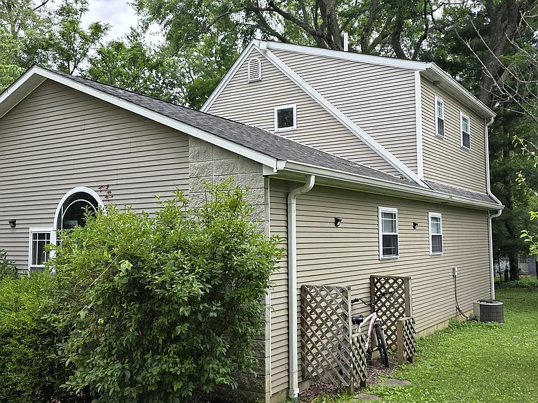 926 S Henderson St — Photo 8