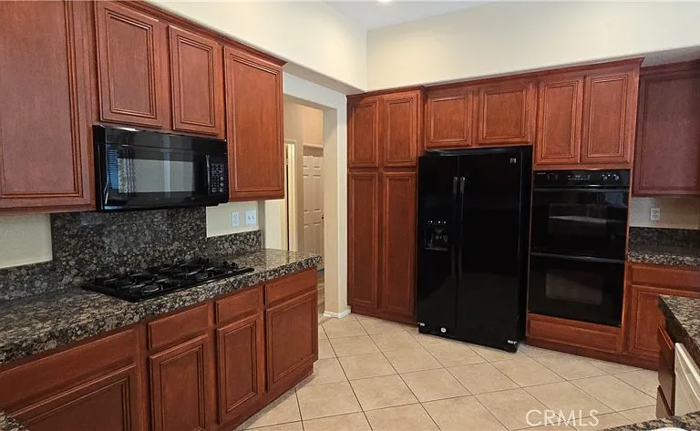 69 San Marino Cir — Photo 13