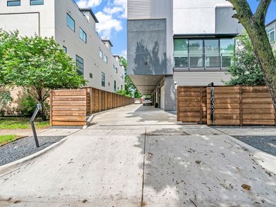 1855 Summit Ave #103, Dallas, TX, 75206