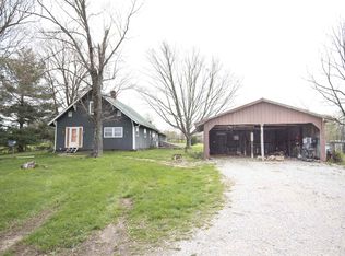 7186 E Sylvania Rd, Bloomfield, IN 47424