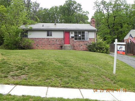 2nd image of 7608 Kidmore Ln