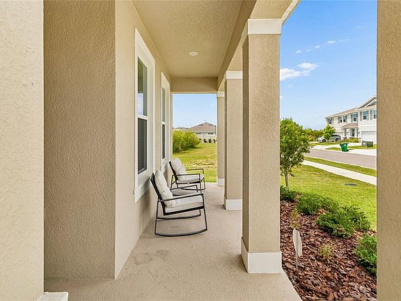 3rd image of 2510 WARREN ACRES BOULEVARD