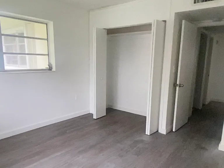7324 SW 82nd St — Photo 11