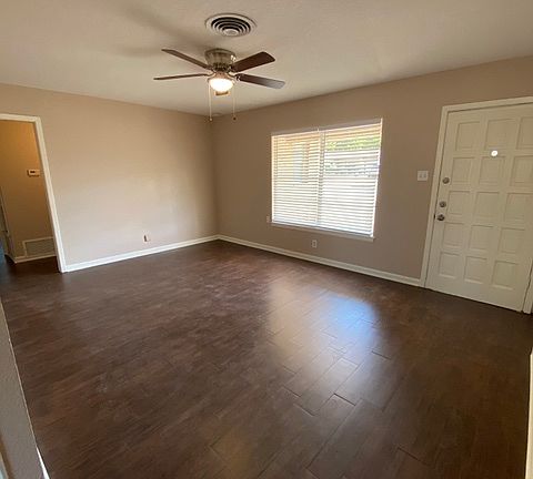 3rd image of 7423 Buckskin Ln