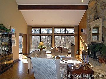 4th image of 6150 River Chase Cir