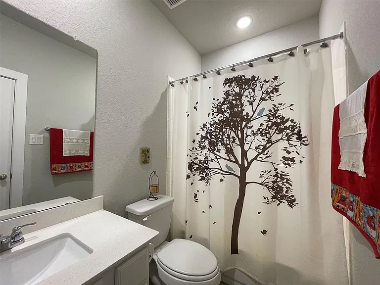 4334 Hemlock Grove Ln — Photo 8
