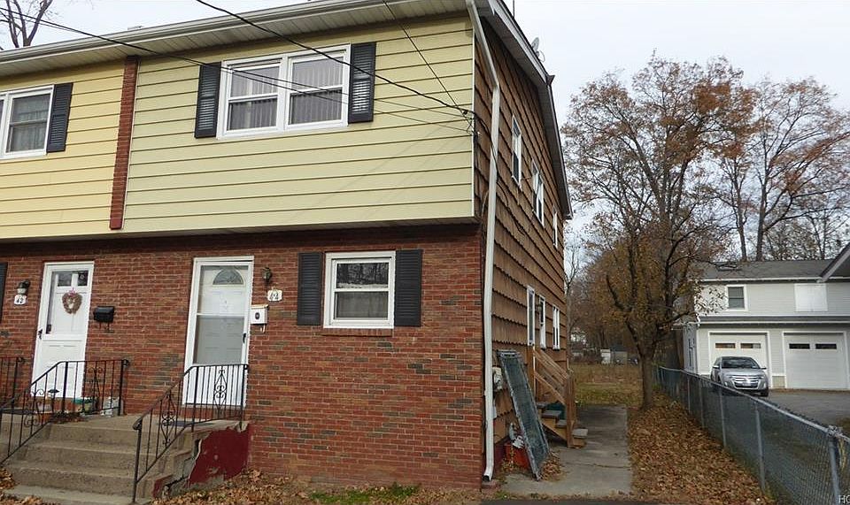 1st image of 44 Jersey Ave