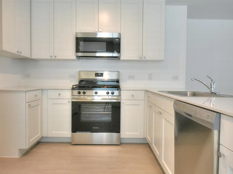 336 Dragonfly Park — Photo 16