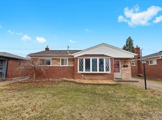 24520 Chernick St, Taylor, MI 48180