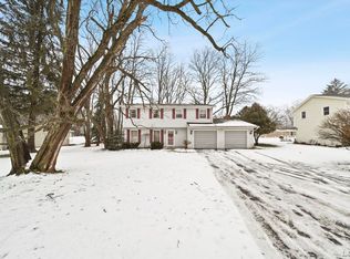 1722 Maunta Ln, Jackson, MI 49201