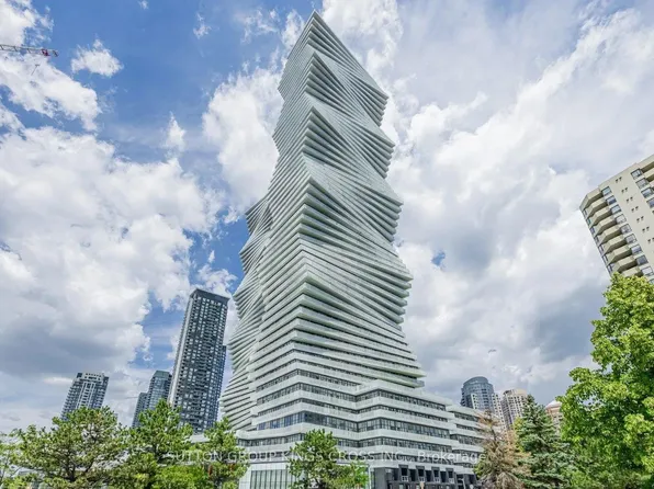 3883 Quartz Rd #2504, Mississauga, ON L5B 0M4