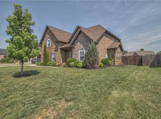2730 Maylon Dr, Murfreesboro, TN 37128