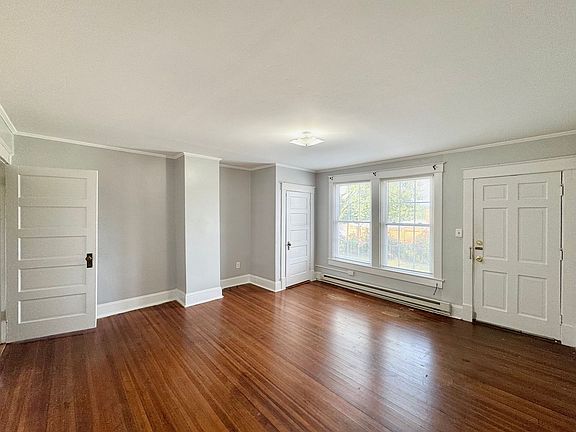 5th image of 807 N Mecklenburg Ave