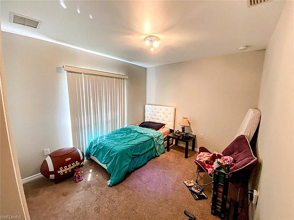 5th image of 3518 42nd St SW
