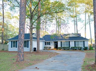 646 Hillmont Dr, Waycross, GA 31503