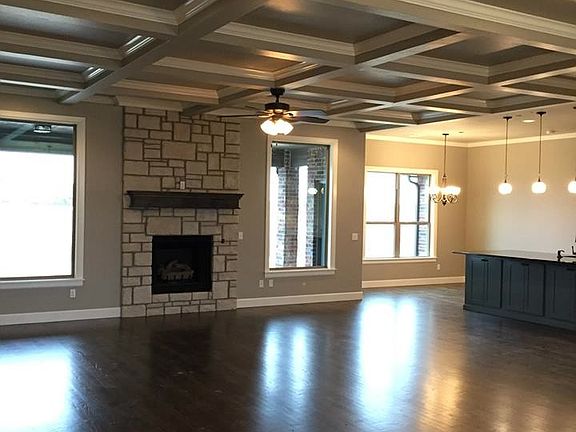 2nd image of 591 Harold Dr