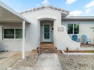 3151 SW 20th St #1, Miami, FL 33145