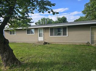 201 E Sangamon St, Chandlerville, IL 62627