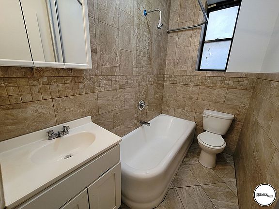4th image of 87 Vermilyea Ave APT 15