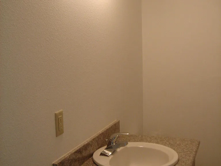 8055 SE Gladstone St #5 — Photo 4