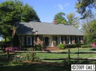 907 Cairnsmore Pl, Gastonia, NC 28054