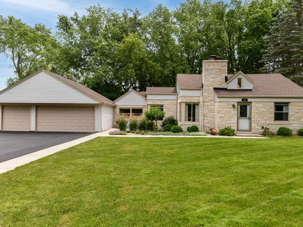 480 North Park BOULEVARD, Brookfield, WI 53005