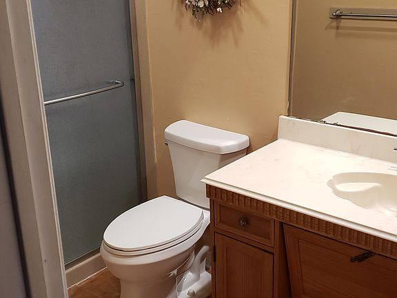 5th image of 2903 Forest Hills Dr