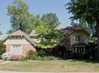 2816 Stoneleigh Dr, Toledo, OH 43617