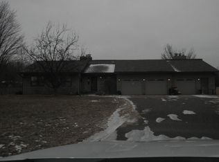 3 Pine Valley Dr, White Bear Lake, MN 55110